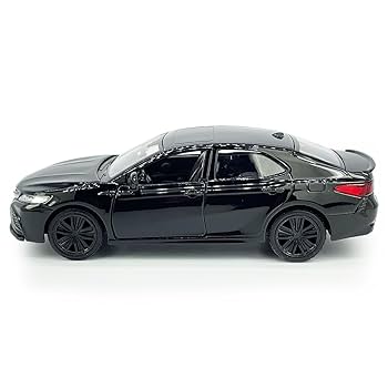 トヨタ　カムリ　ミニカー Amazon.co.jp: カムリ XSE 2022 モデルカー 1/36スケール ダイ